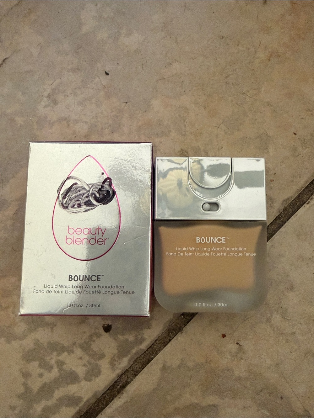 Beauty Blender  Bounce Liquid Whip Foundation - Blend  2.40.  1oz 30 ml